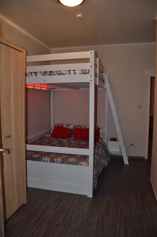 Apartment Sariks Place Brugge Kamer foto